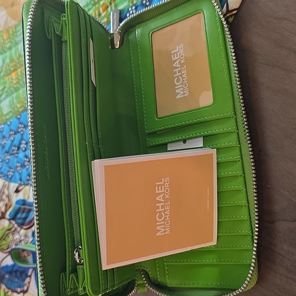 Michael Kors Green Zebra Print Mole Hair  Wallet - Picture 8 of 9